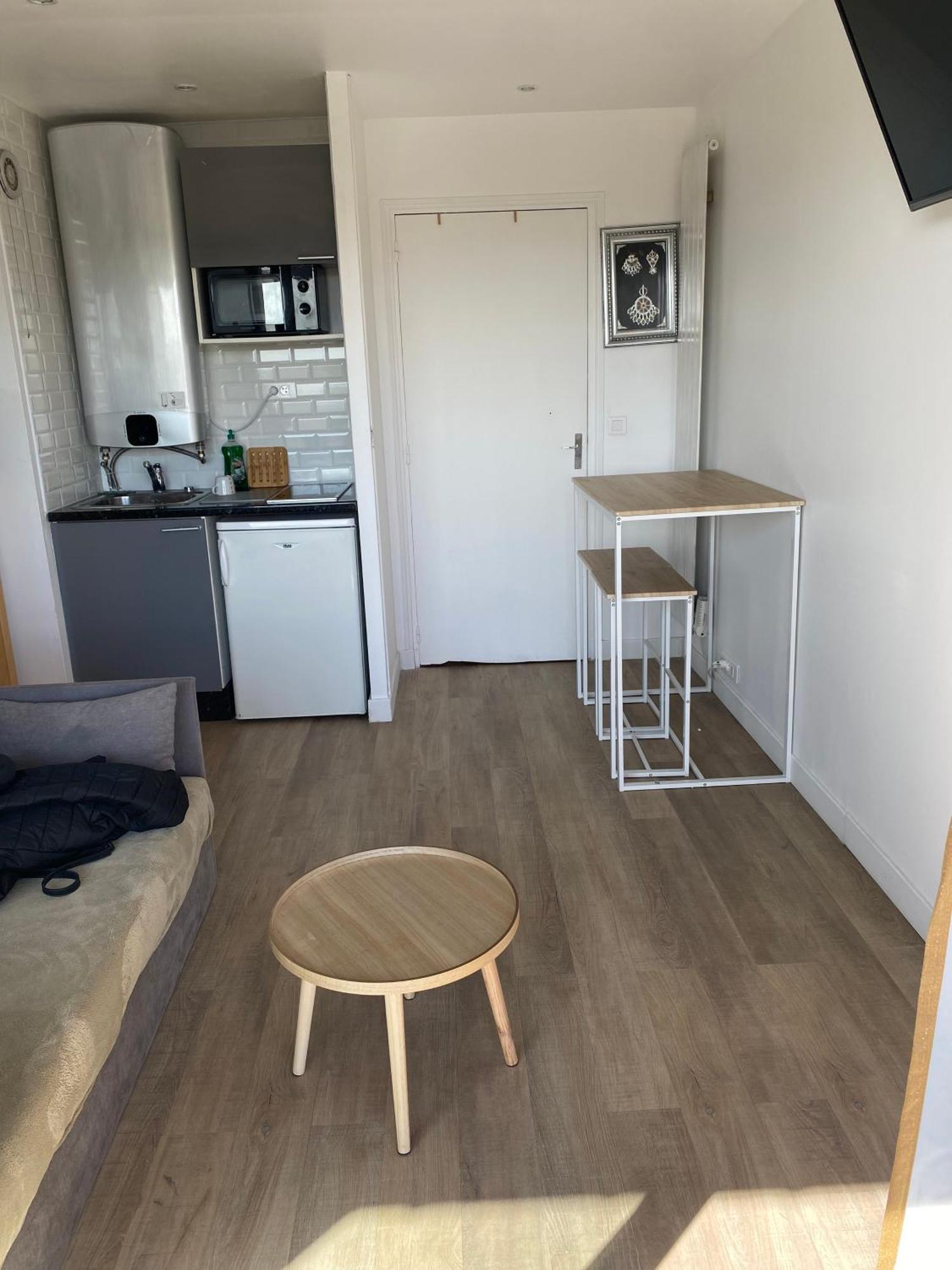 Beau Studio Au Bord De La Mer بلونفيل سور مير المظهر الخارجي الصورة
